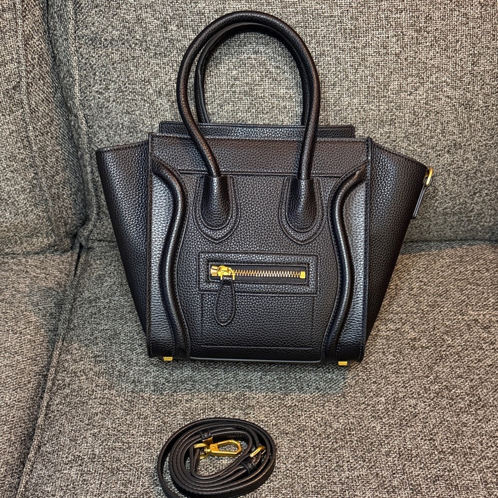 Elegant Black Handbag/Satchel - Picture 4 of 16